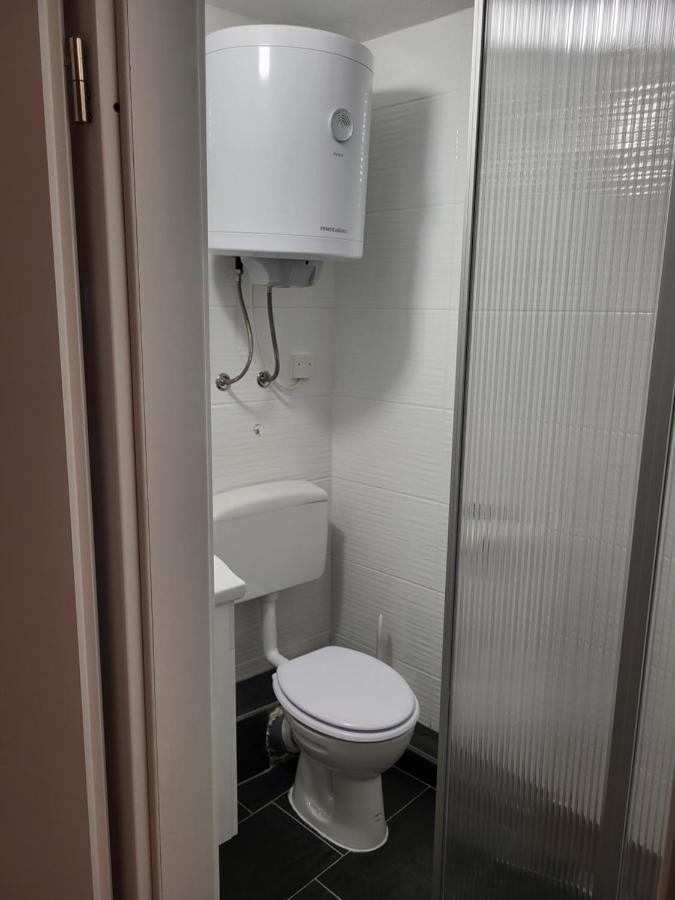 科佩尔Apartma Jelena公寓 外观 照片