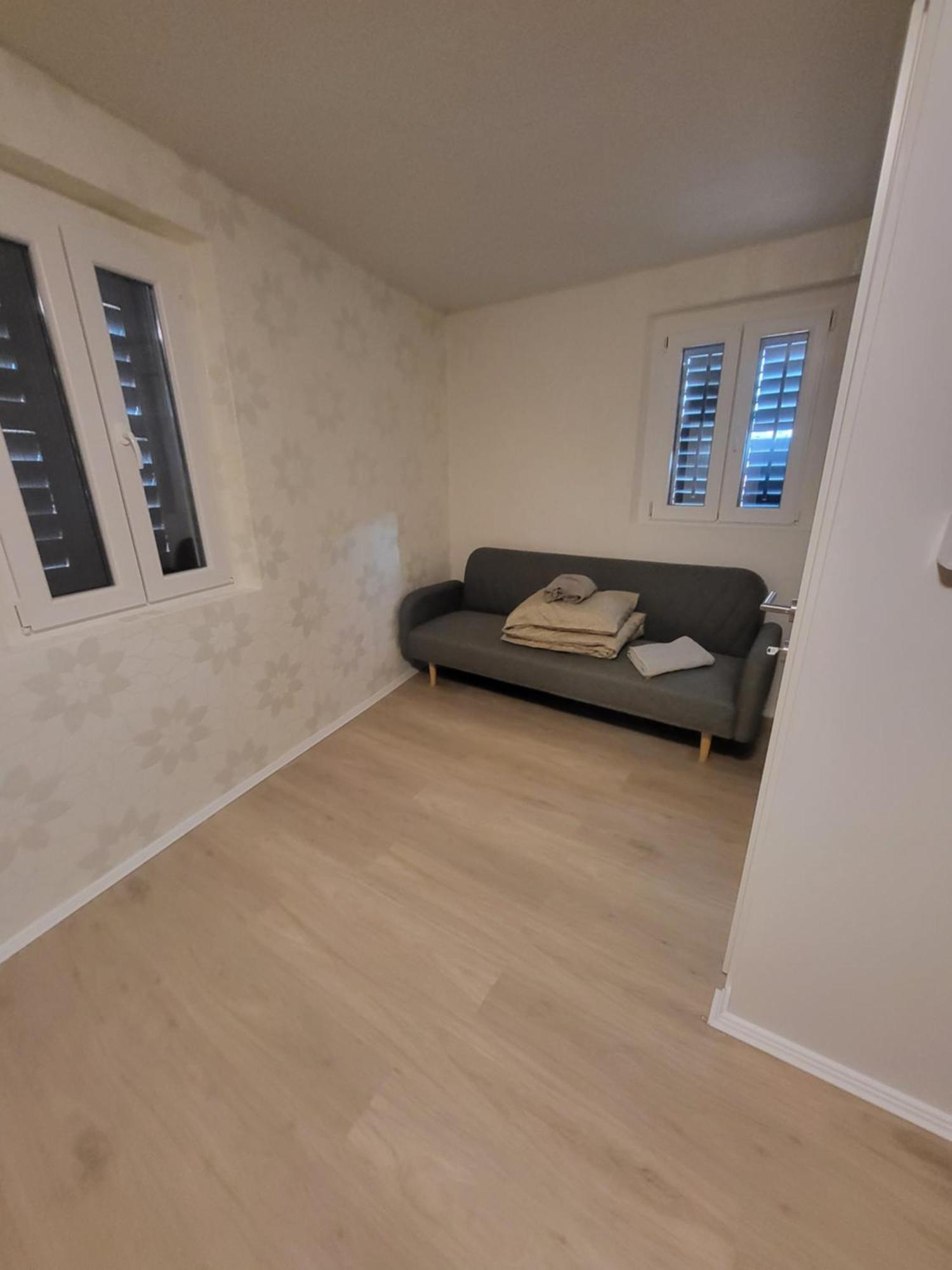 科佩尔Apartma Jelena公寓 外观 照片