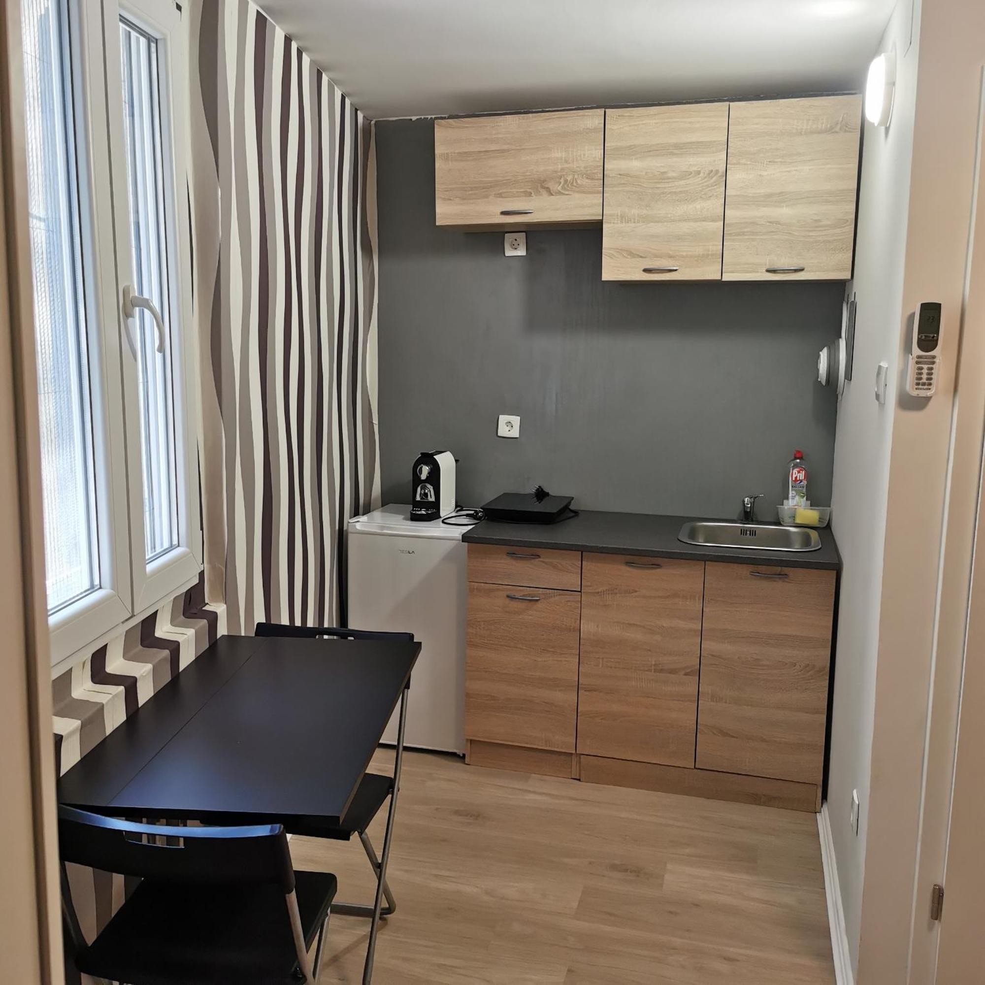 科佩尔Apartma Jelena公寓 外观 照片